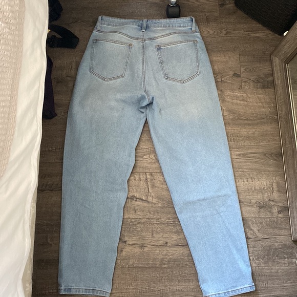 Celebrity pink jeans - Picture 4 of 4